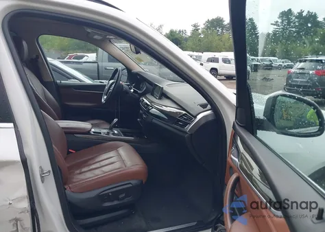 2015 BMW X5 xDrive35I z USA, uszkodzony, nr VIN 5UXKR0C5XF0P14151